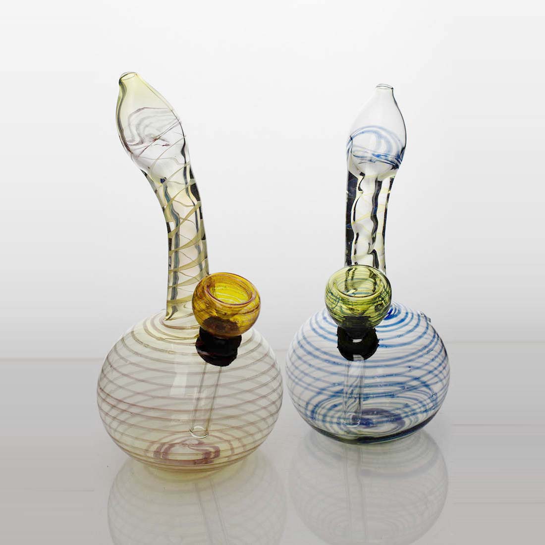 6" changing color glass bong_0